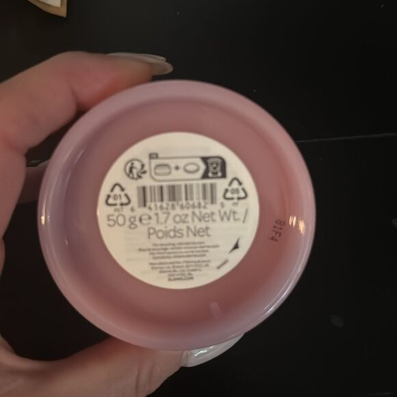 ELEMIS Pro-Collagen Rose Balm - Pink and Silver - Picture 4 of 14